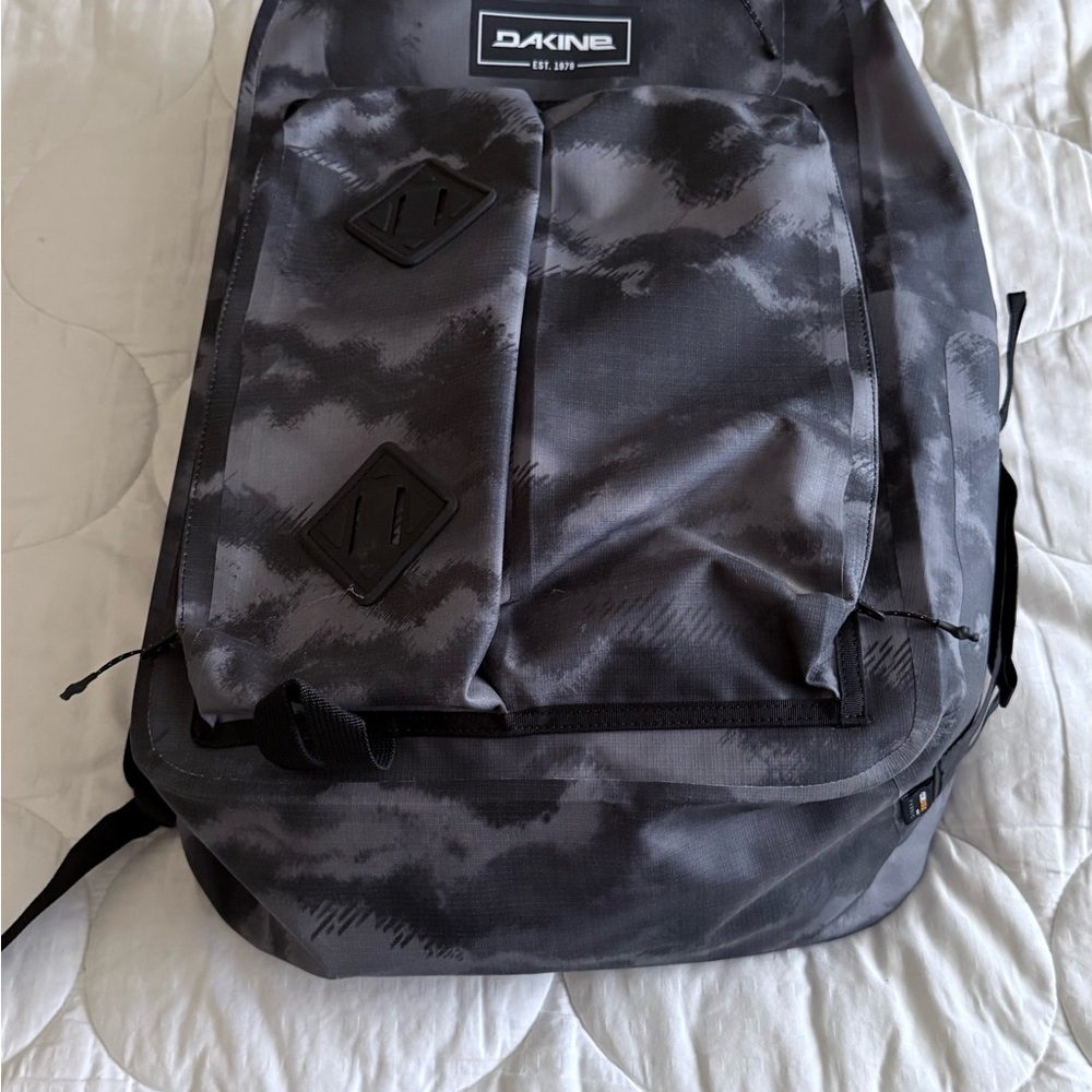 Dakine Gray Urban Backpack with Camouflage Design